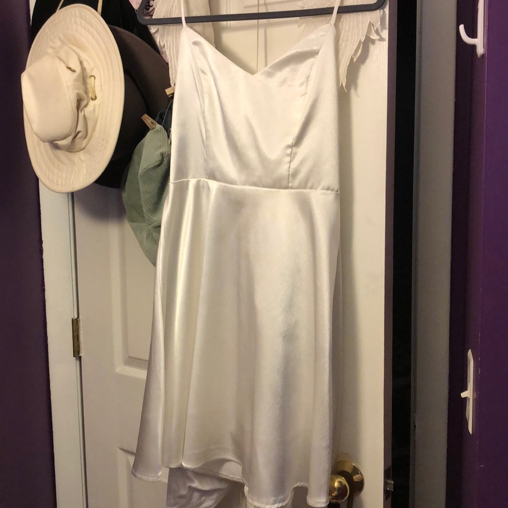 L’ Atiste satin white low-back dress M
